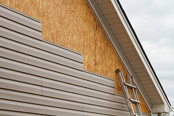 24/7 Emergency Storm Damage Siding Repair experts in Fort Eustis, VA